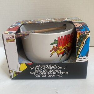 New in box officially licensed large 20 oz Marvel Comics Ramen Bowl w Chopsticks